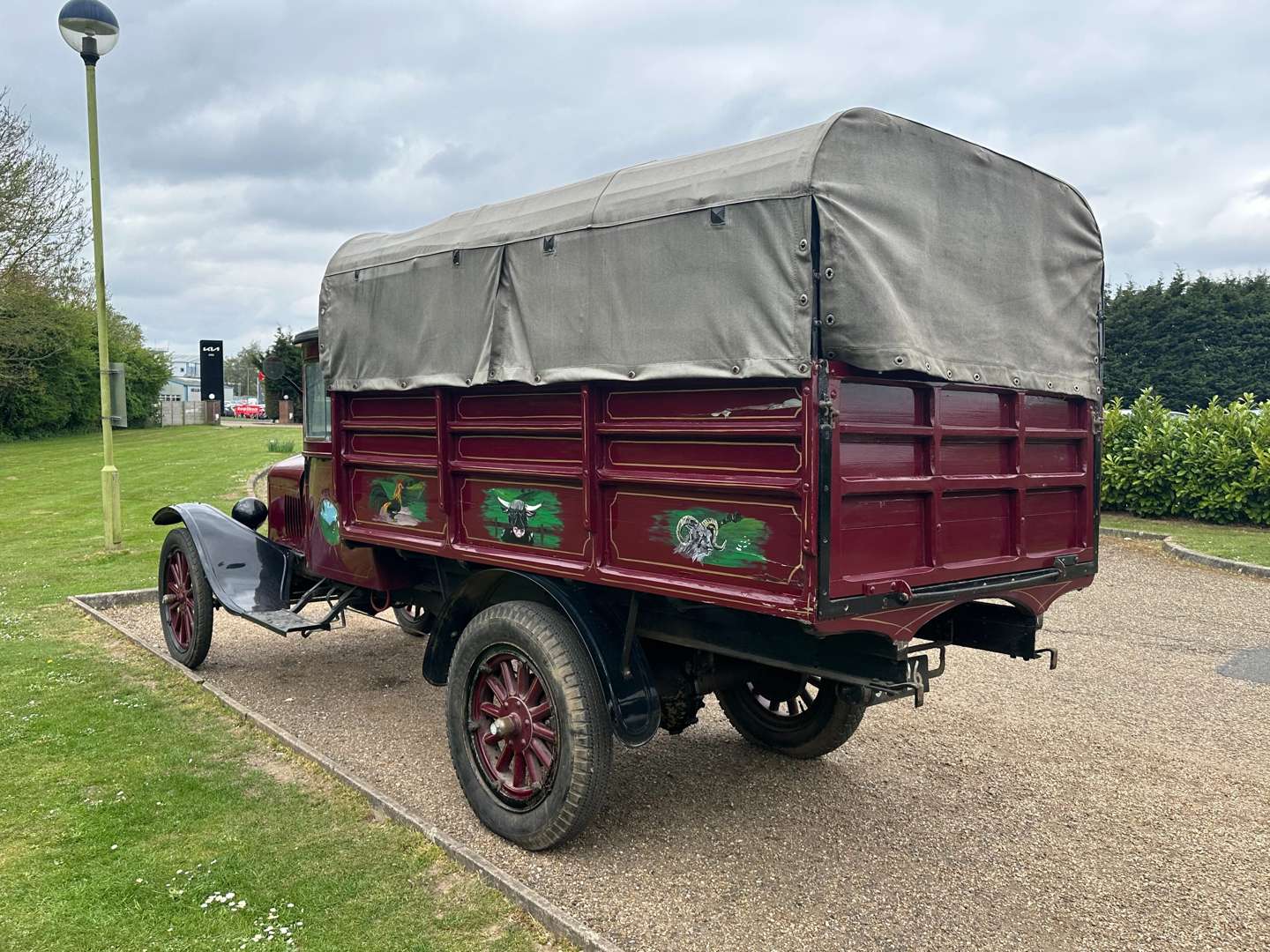 <p>1922 FORD MODEL T LHD</p>
