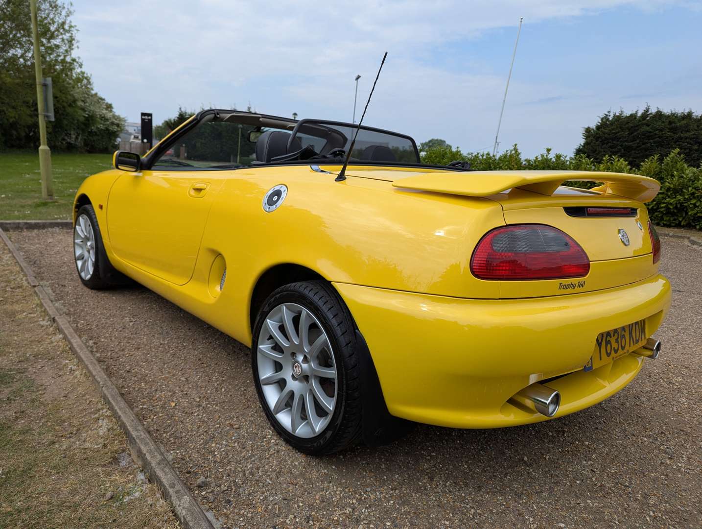 <p>2001 MG F TROPHY 160</p>