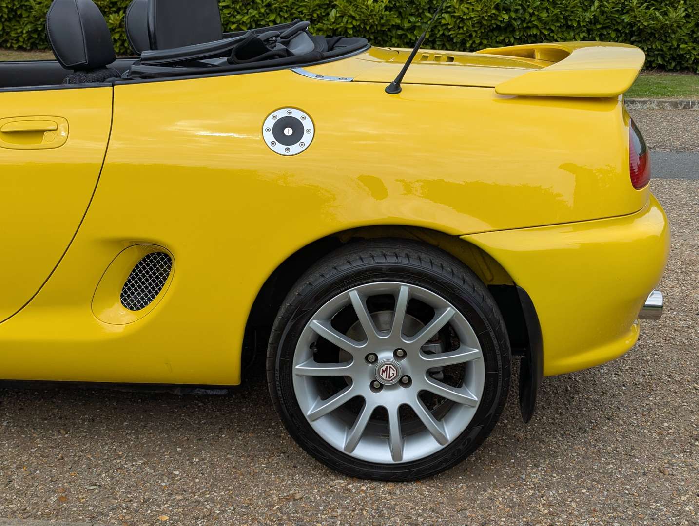 <p>2001 MG F TROPHY 160</p>