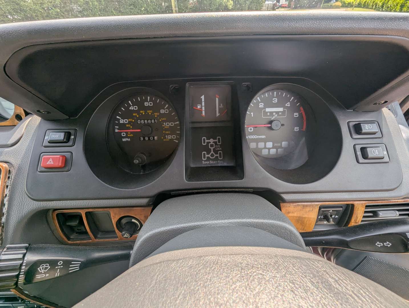 <p>1999 MITSUBISHI SHOGUN GLS LWB TD</p>