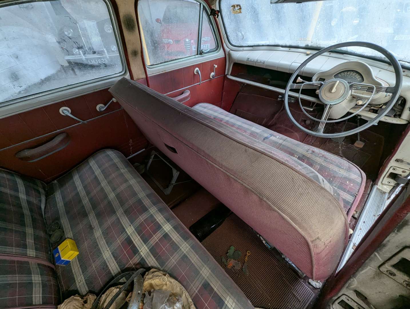 <p>1953 FORD ZEPHYR MK1</p>