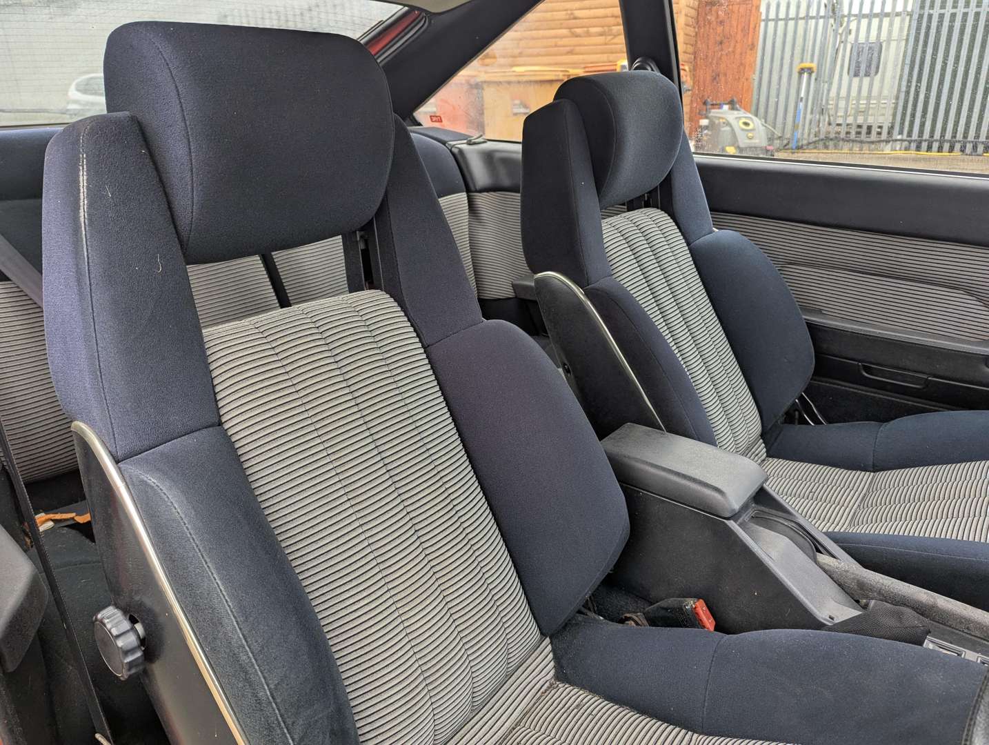 <p>1982 TOYOTA CELICA SUPRA 2.8 MANUAL</p>