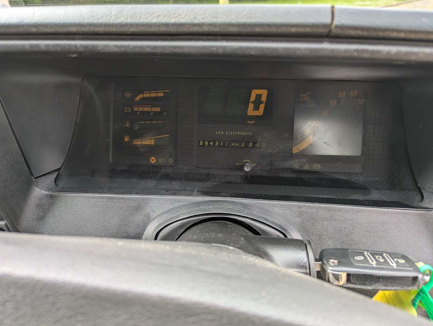 <p>1985 OPEL MONZA GSE 3.0E AUTO</p>