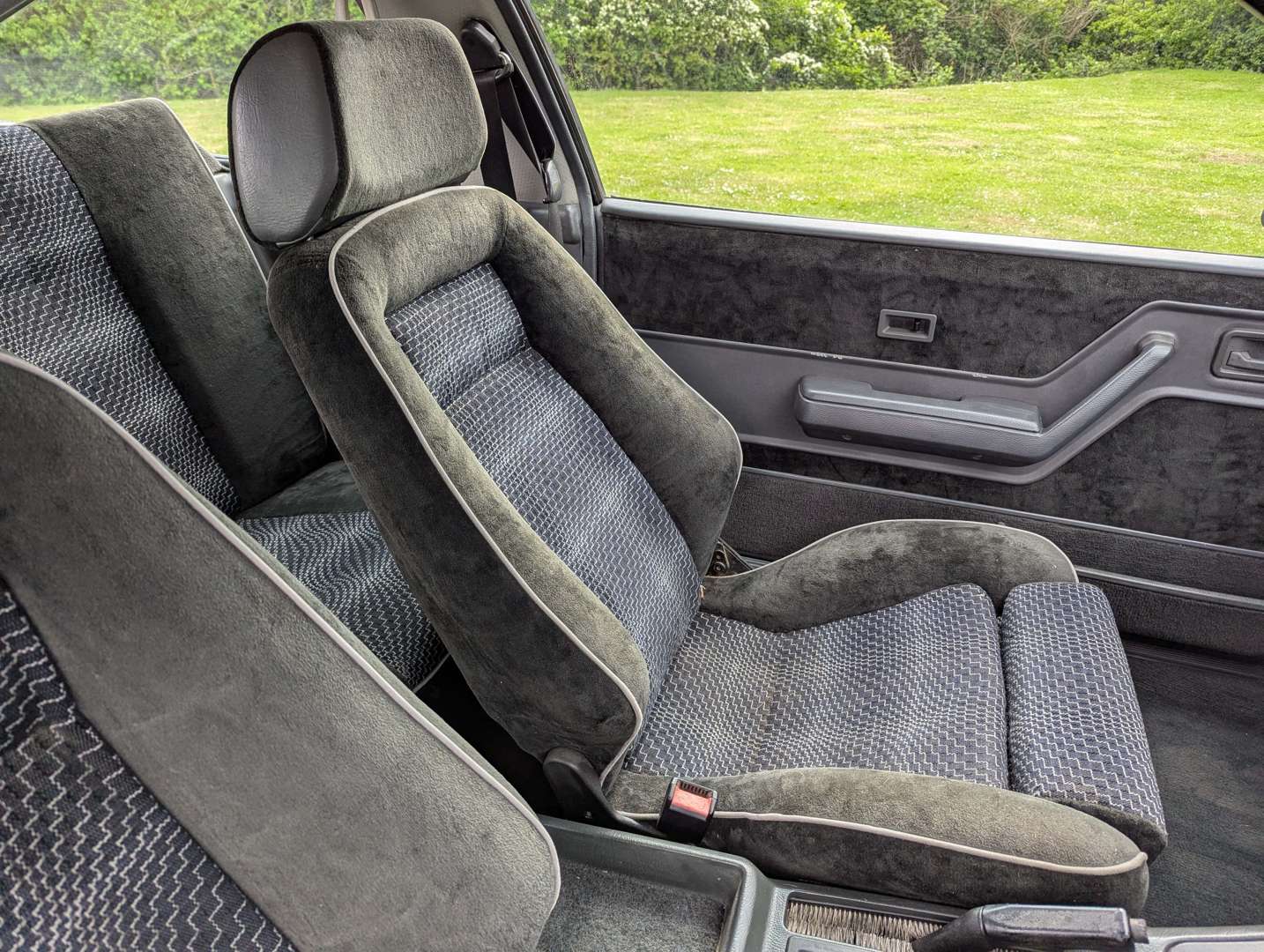 <p>1985 OPEL MONZA GSE 3.0E AUTO</p>