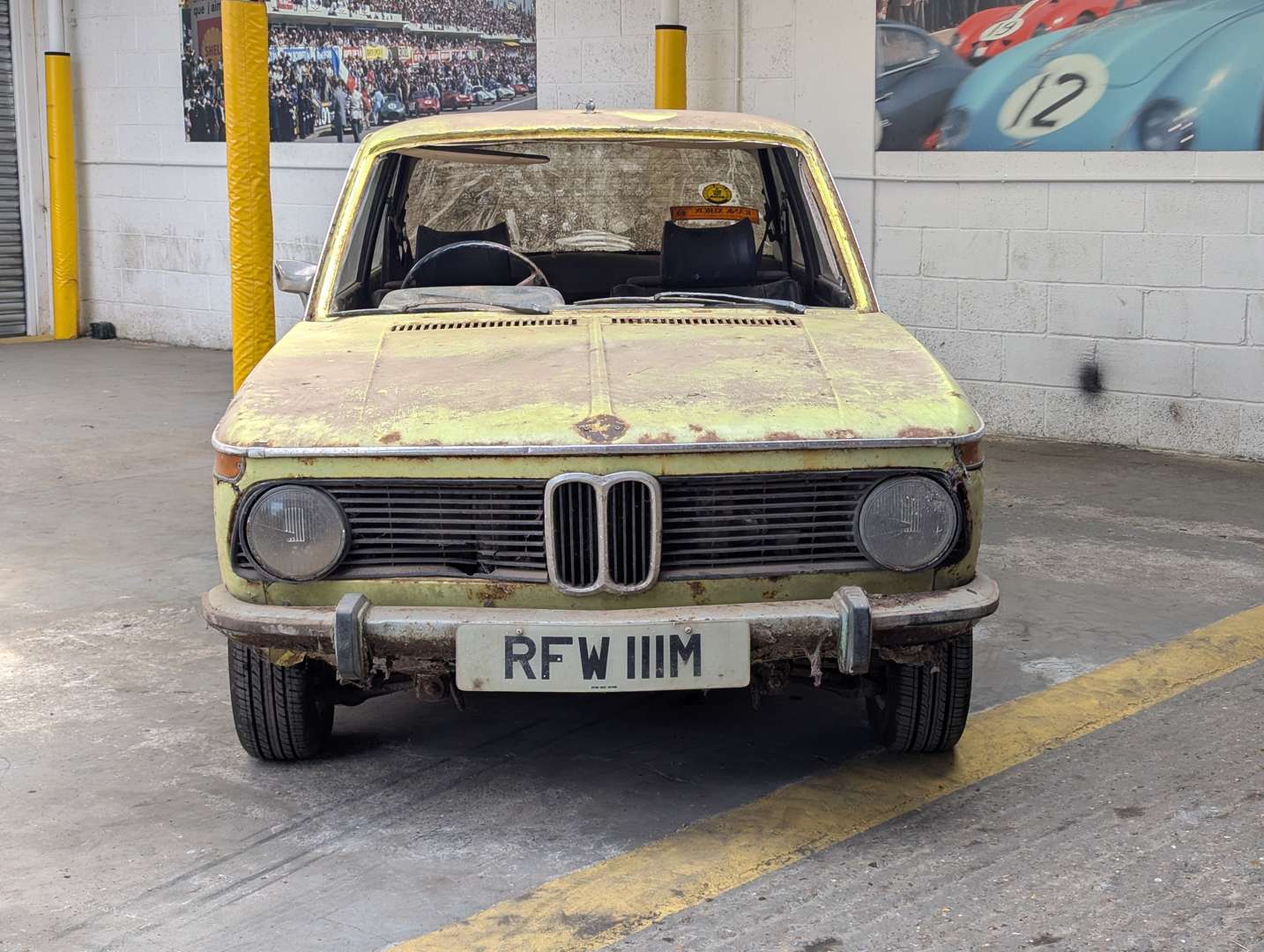 <p>1974 BMW 1602</p>