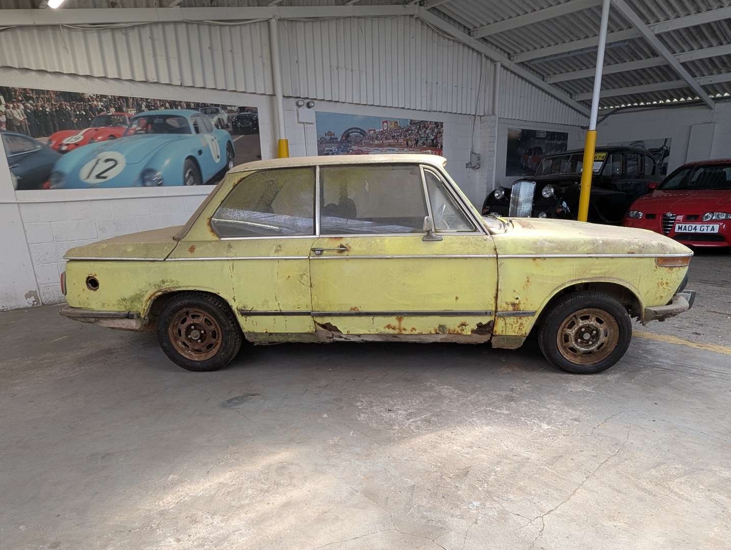 <p>1974 BMW 1602</p>