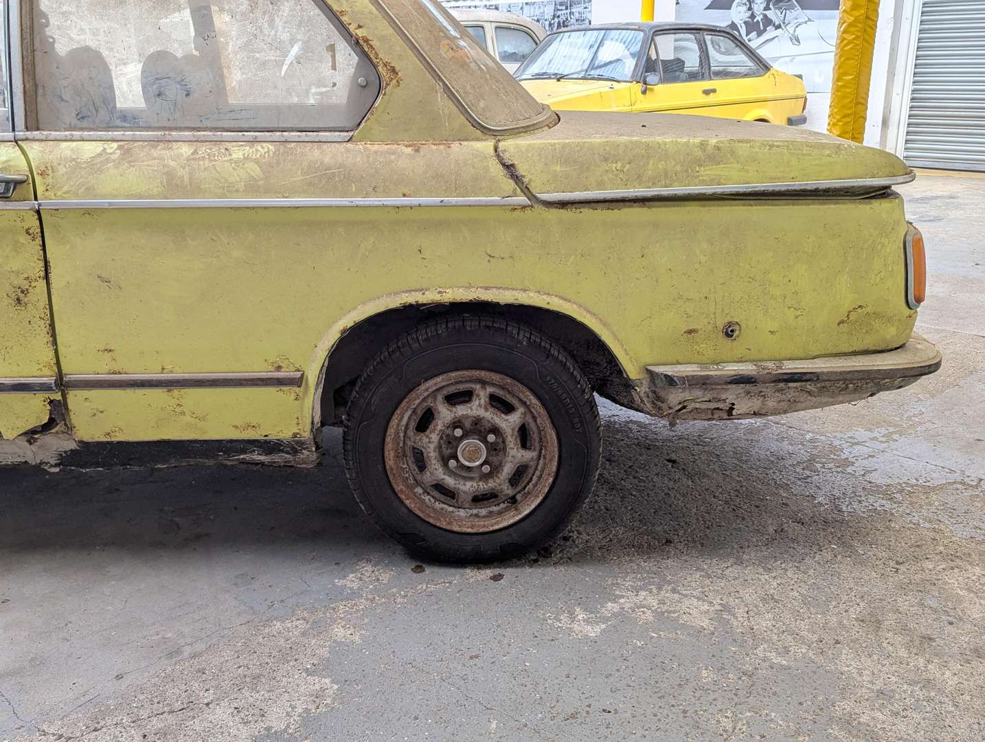 <p>1974 BMW 1602</p>