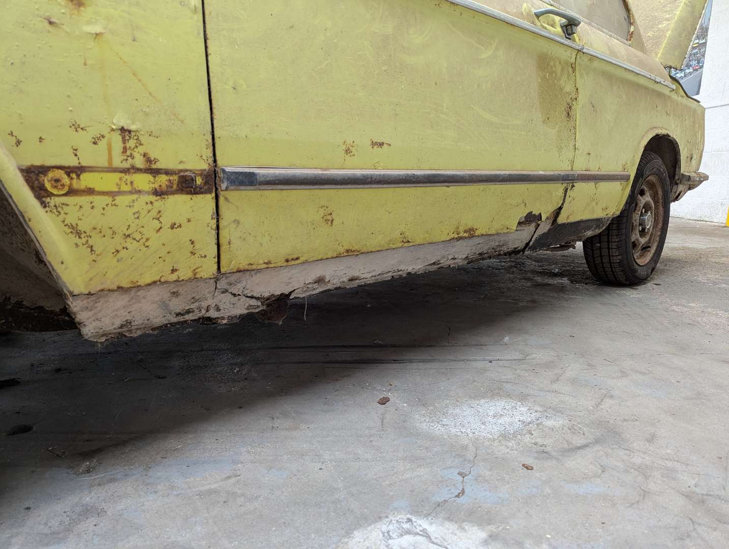 <p>1974 BMW 1602</p>