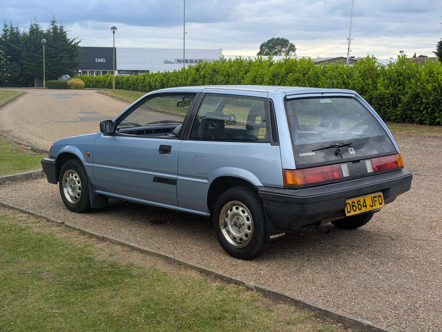 <p>1987 HONDA CIVIC MT</p>
