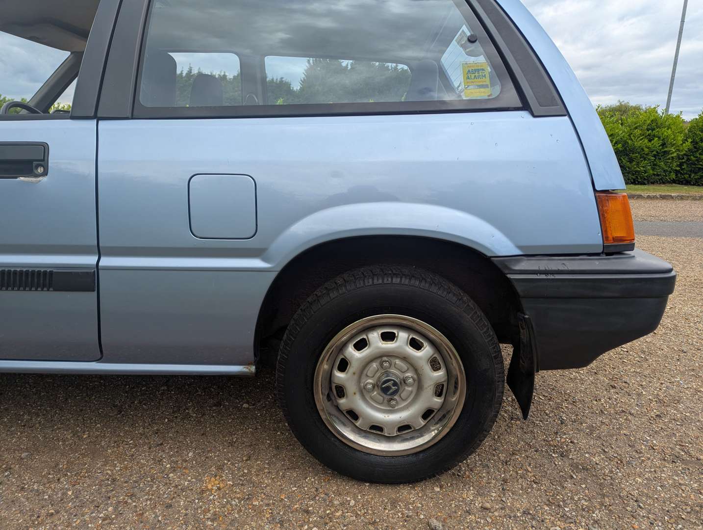<p>1987 HONDA CIVIC MT</p>