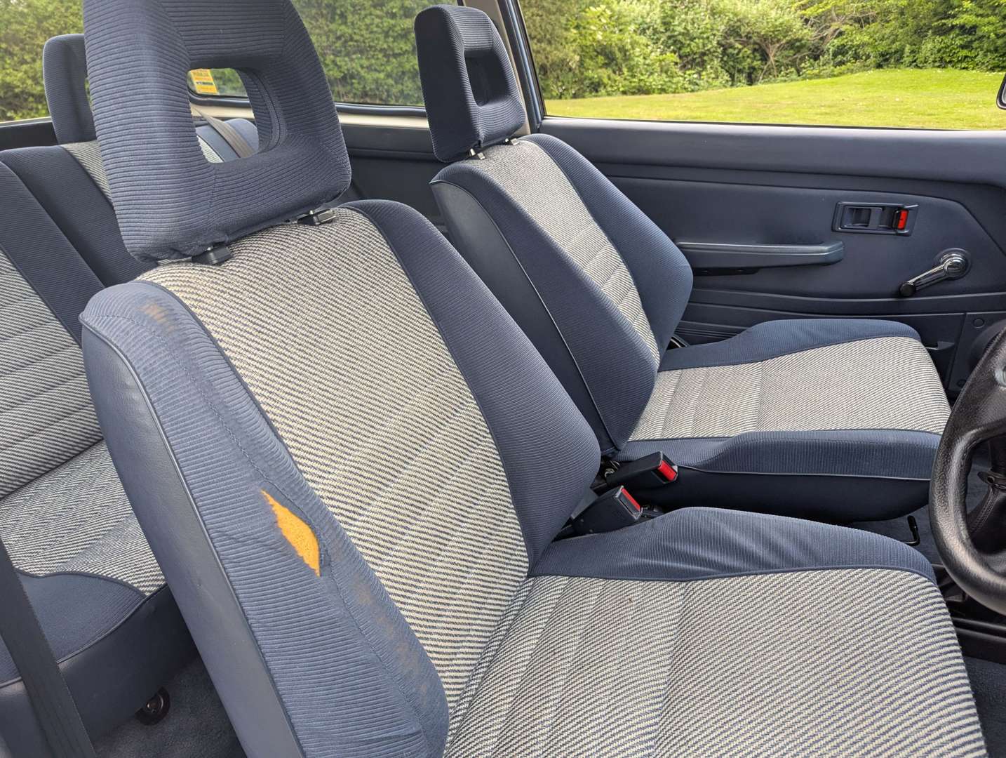 <p>1987 HONDA CIVIC MT</p>