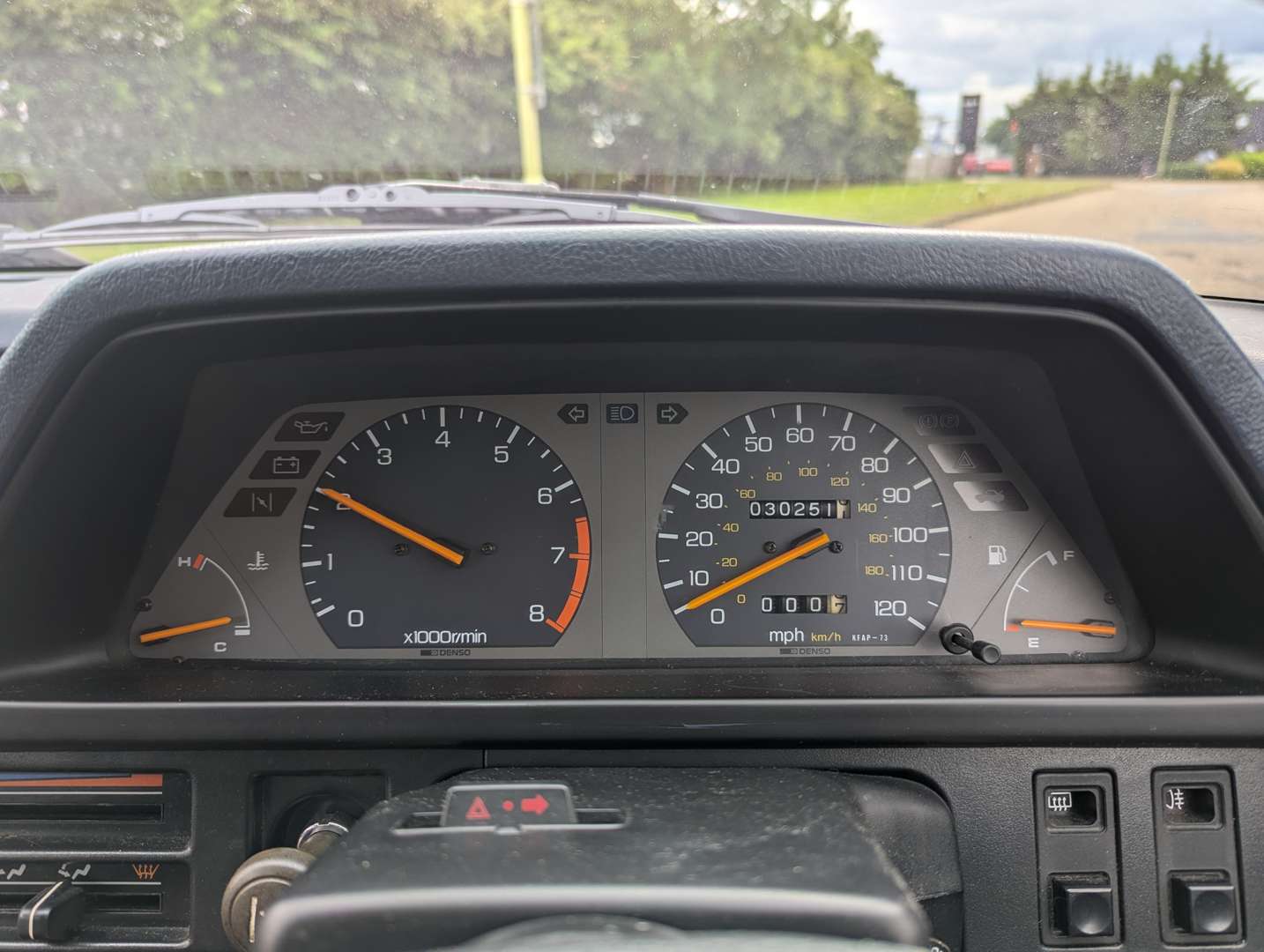 <p>1987 HONDA CIVIC MT</p>