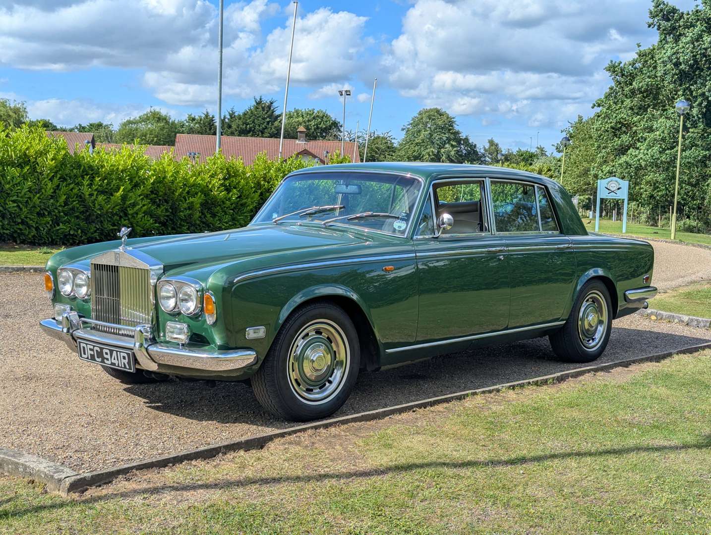 <p>1977 ROLLS ROYCE SILVER SHADOW I</p>