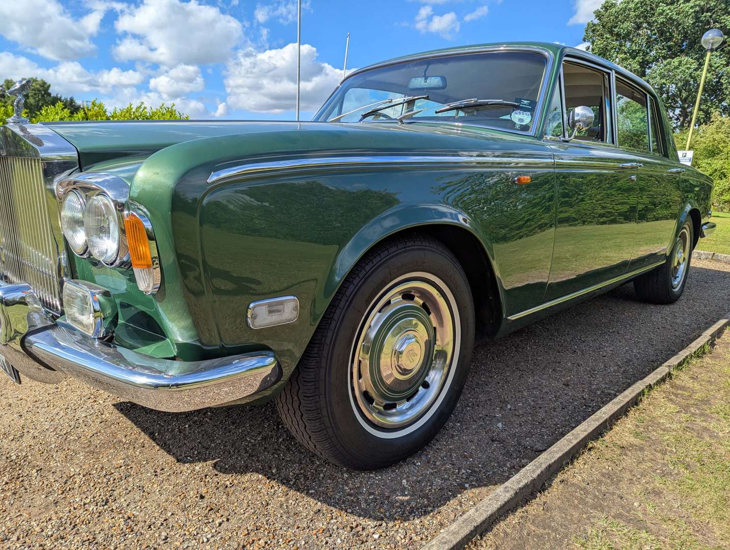 <p>1977 ROLLS ROYCE SILVER SHADOW I</p>