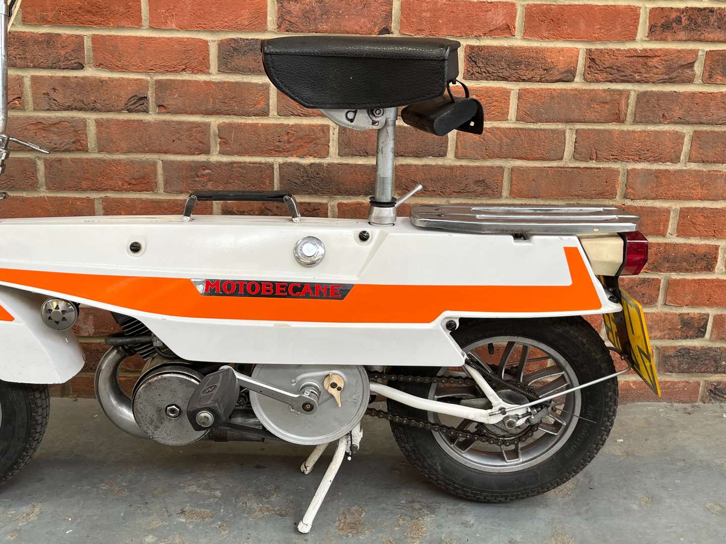<p>1977 MOTOBECANE MOBYLETTE</p>