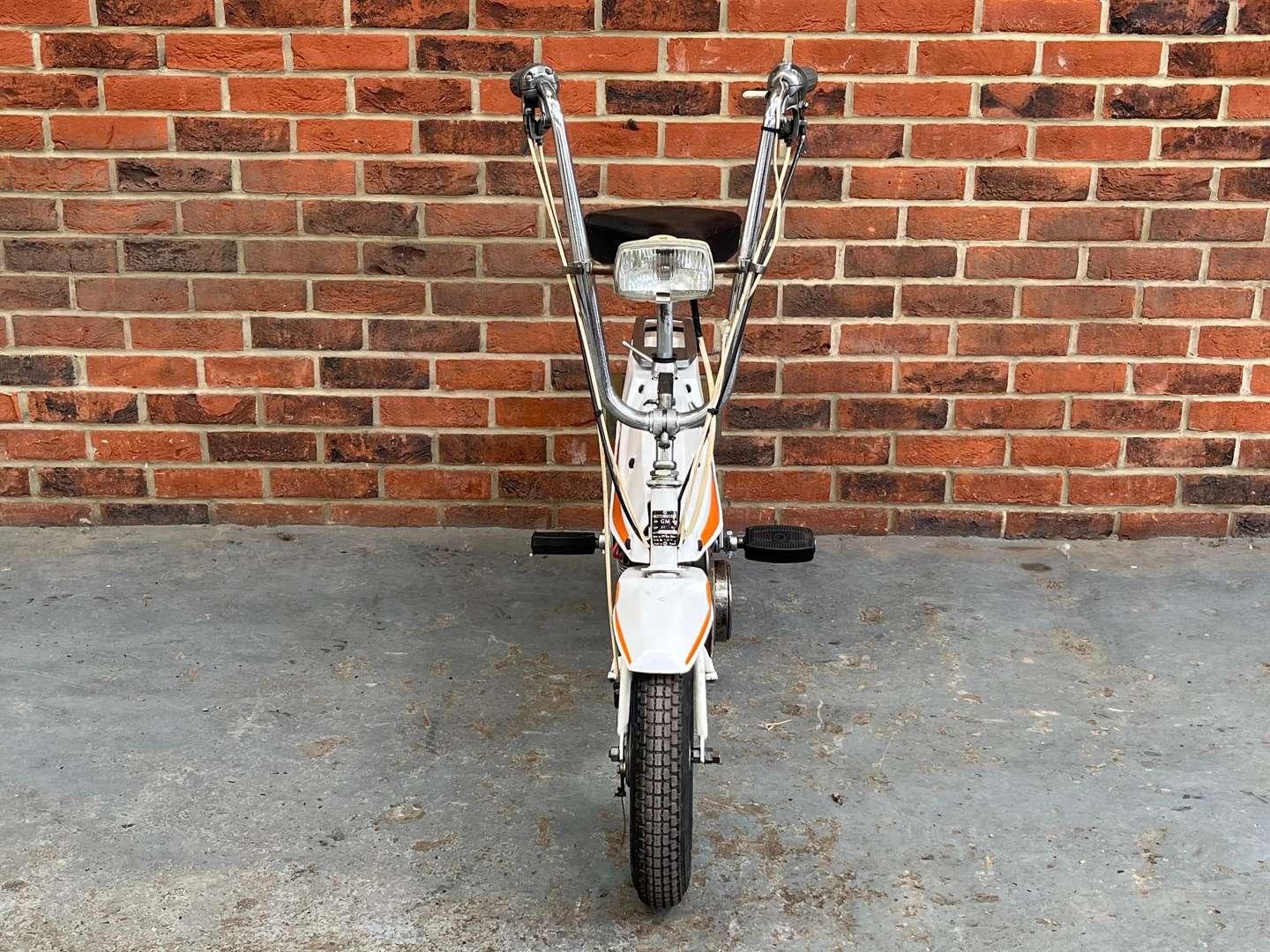<p>1977 MOTOBECANE MOBYLETTE</p>