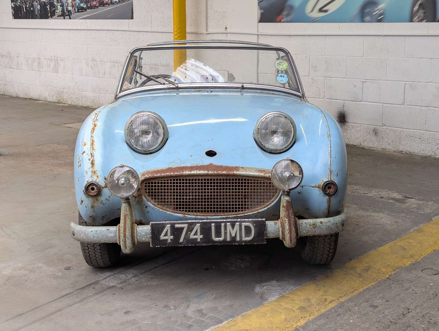 <p>1959 AUSTIN HEALEY FROGEYE SPRITE</p>