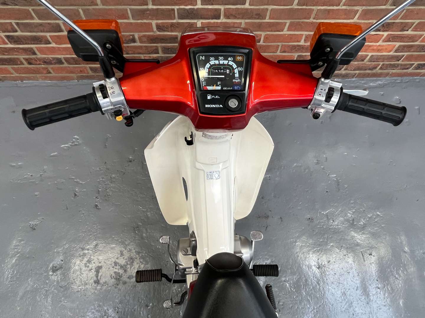 <p>1997 HONDA C90M</p>