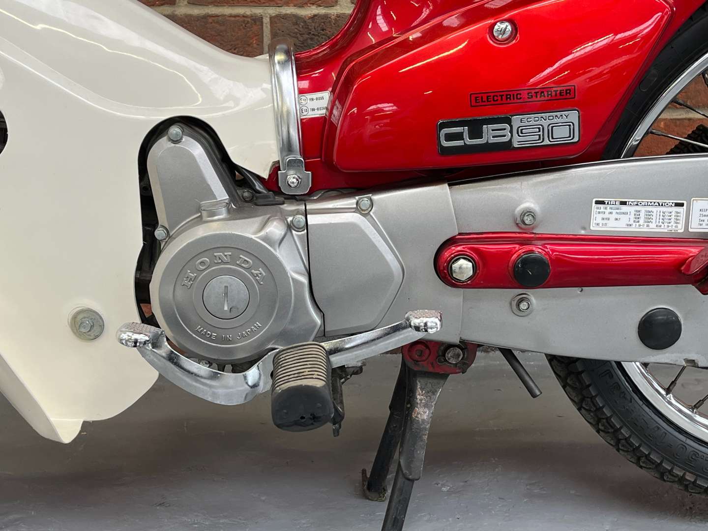 <p>1997 HONDA C90M</p>
