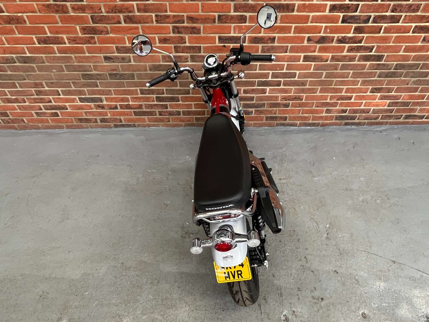 <p>2024 HONDA ST 125 DAX</p>