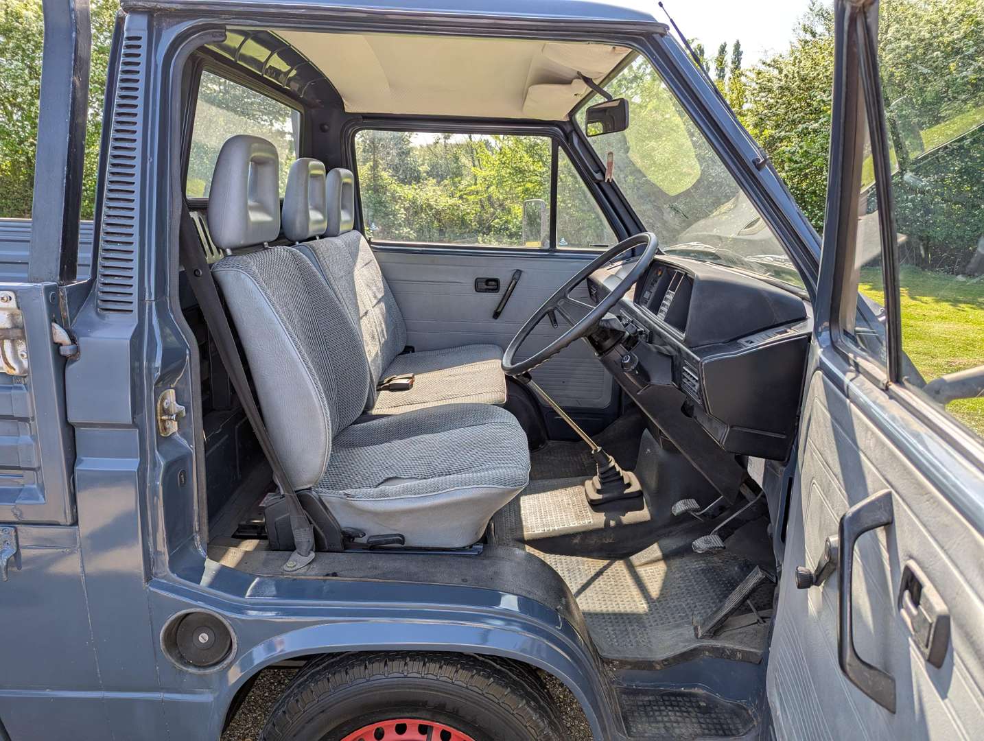 <p>1987 VW TRANSPORTER 78PS PICK-UP</p>
