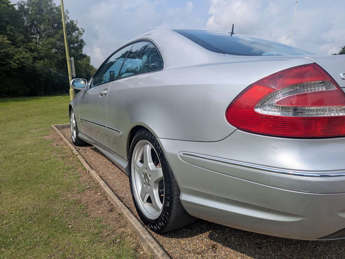 <p>2002 MERCEDES CLK 320 AVANTGARDE</p>