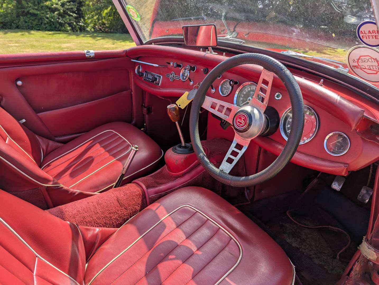 <p>1963 MG MIDGET</p>