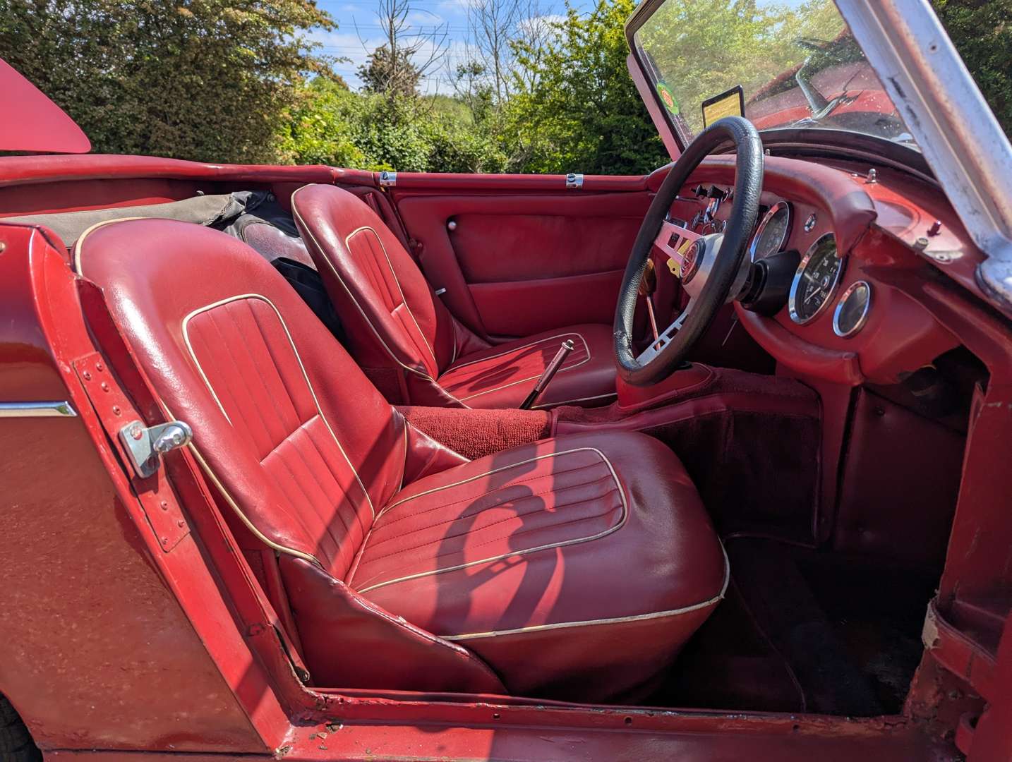 <p>1963 MG MIDGET</p>