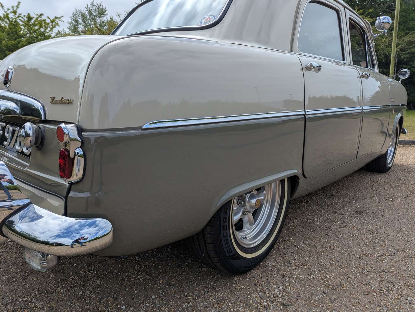 <p>1954 FORD ZEPHYR ZODIAC MKI</p>