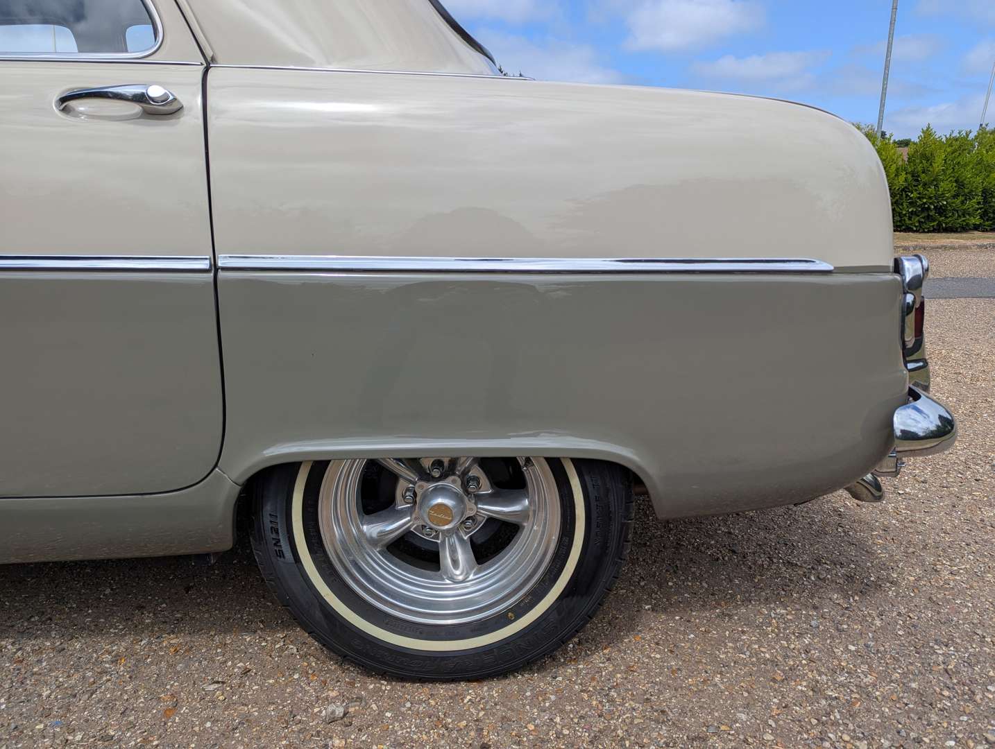 <p>1954 FORD ZEPHYR ZODIAC MKI</p>
