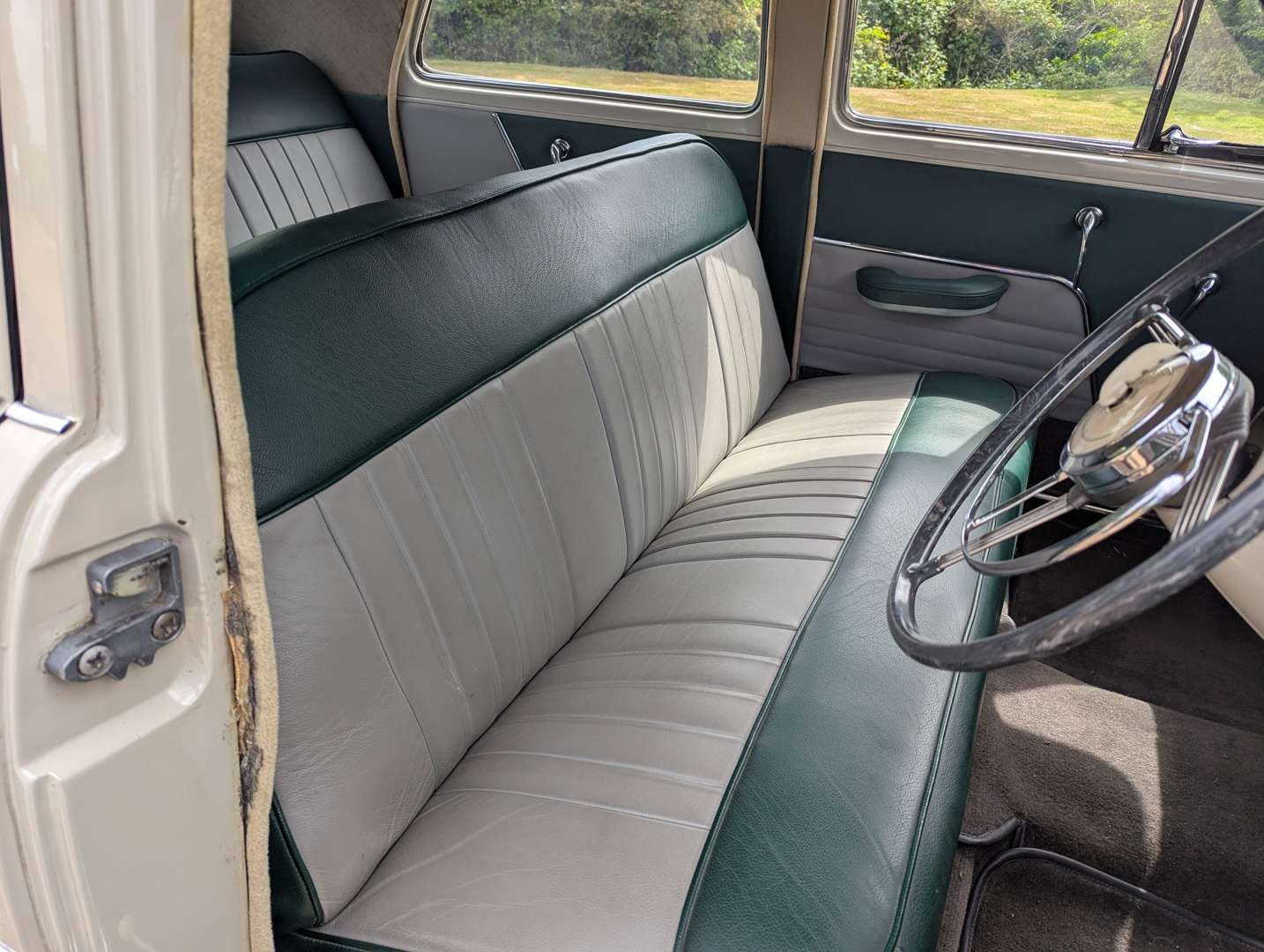 <p>1954 FORD ZEPHYR ZODIAC MKI</p>