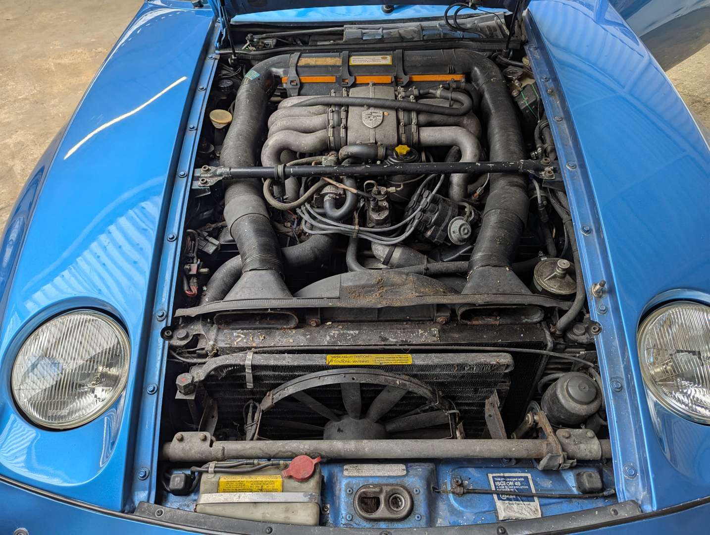 <p>1980 PORSCHE 928 MANUAL</p>