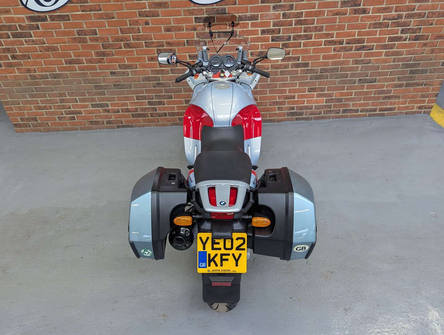 <p>2002 BMW K1200 RS 3,401 MILES</p>