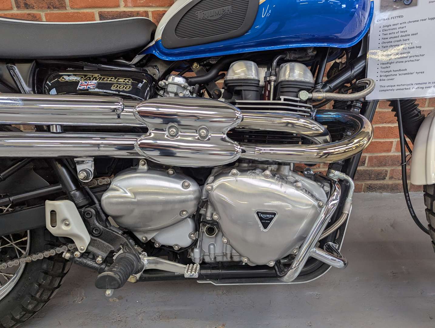 <p>2007 TRIUMPH BONNEVILLE SCRAMBLER 600 MILES</p>