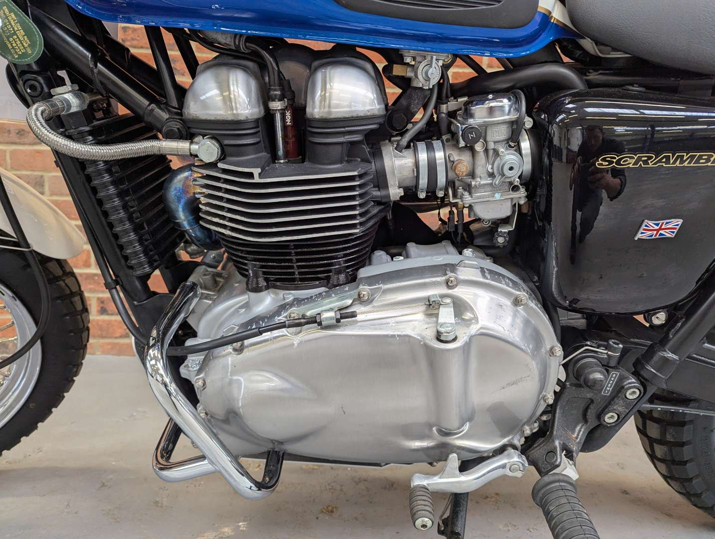 <p>2007 TRIUMPH BONNEVILLE SCRAMBLER 600 MILES</p>