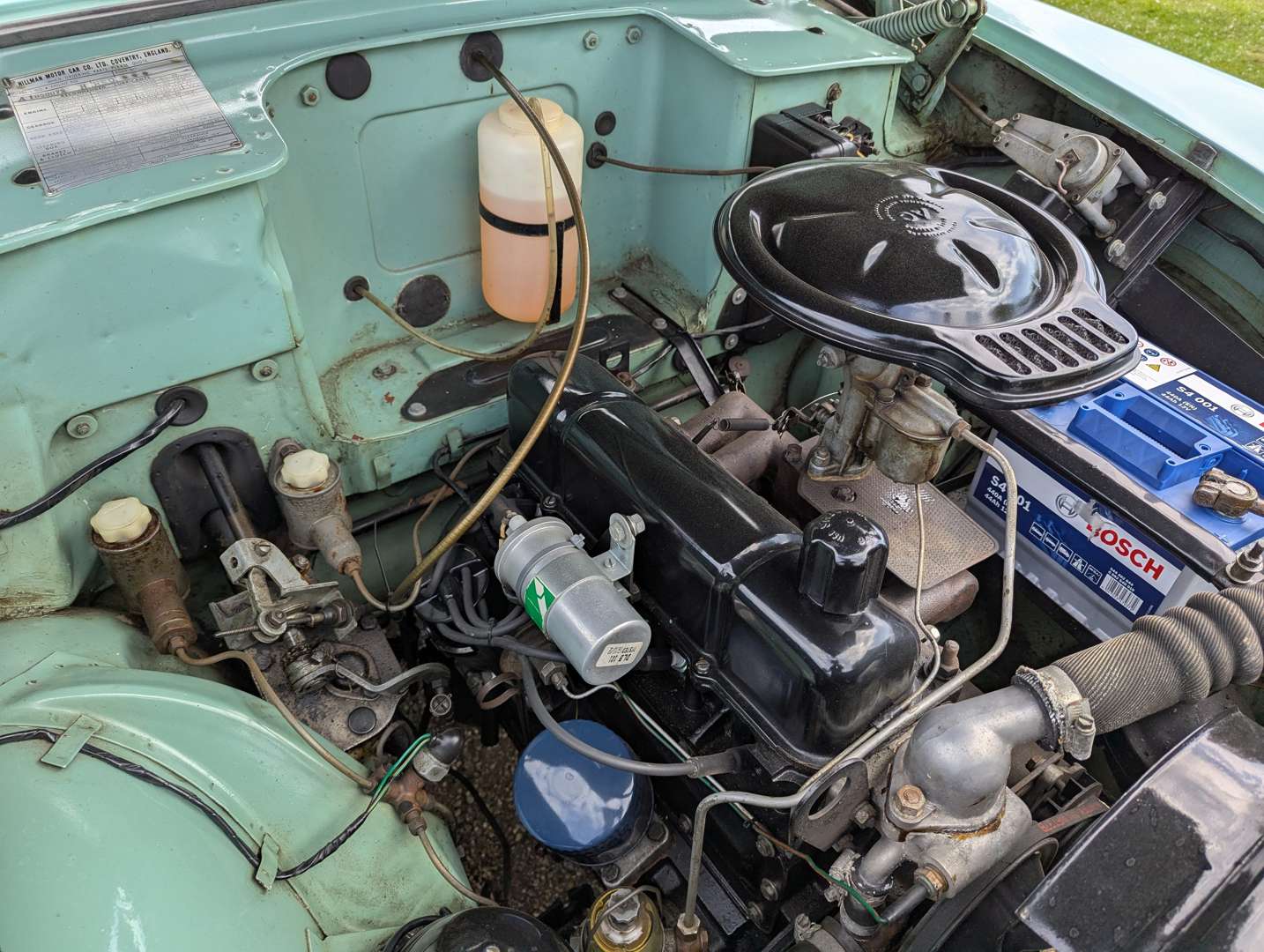 <p>1958 HILLMAN MINX DE-LUXE</p>