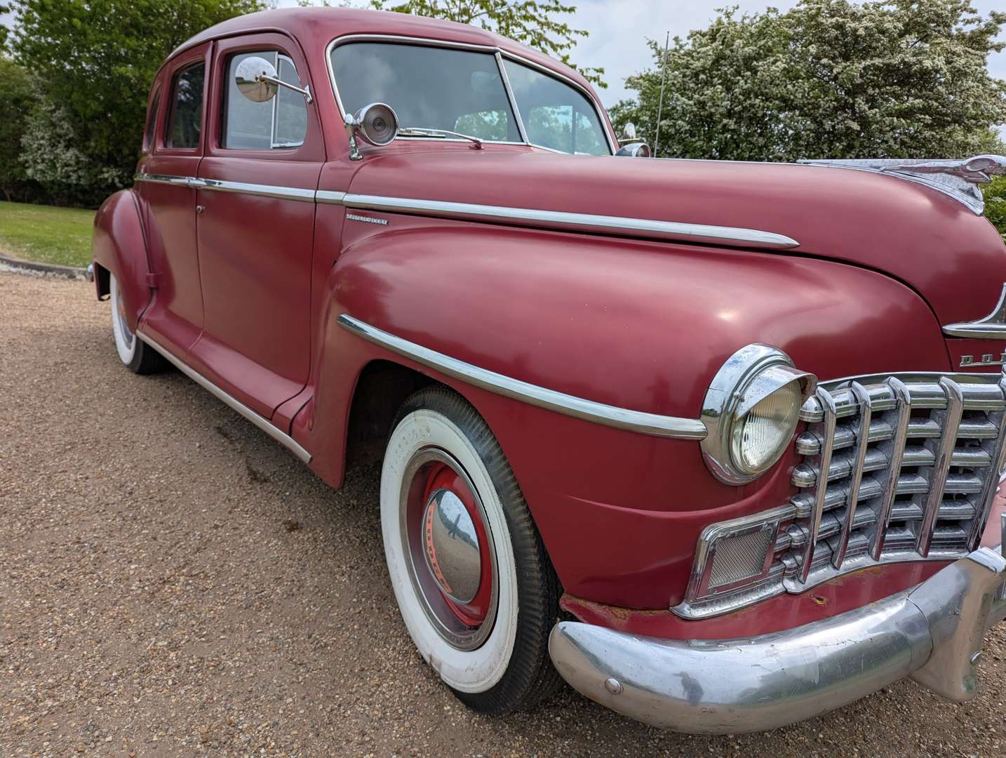 <p>1947 DODGE SPECIAL DE-LUXE LHD</p>