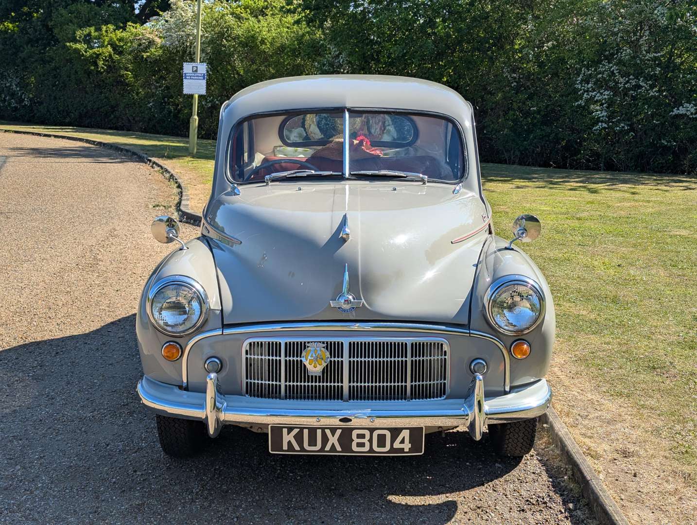 <p>1954 MORRIS MINOR</p>