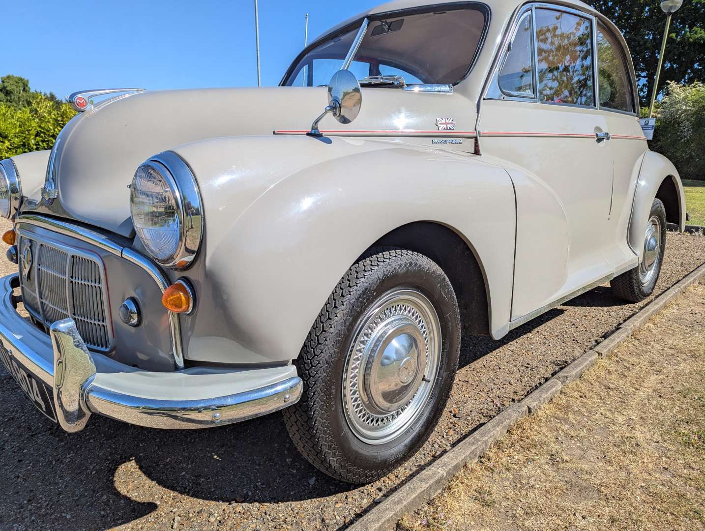 <p>1954 MORRIS MINOR</p>