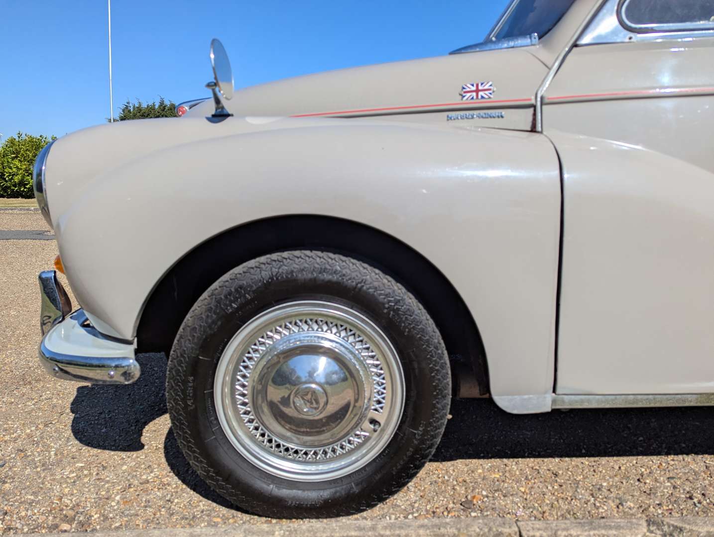 <p>1954 MORRIS MINOR</p>