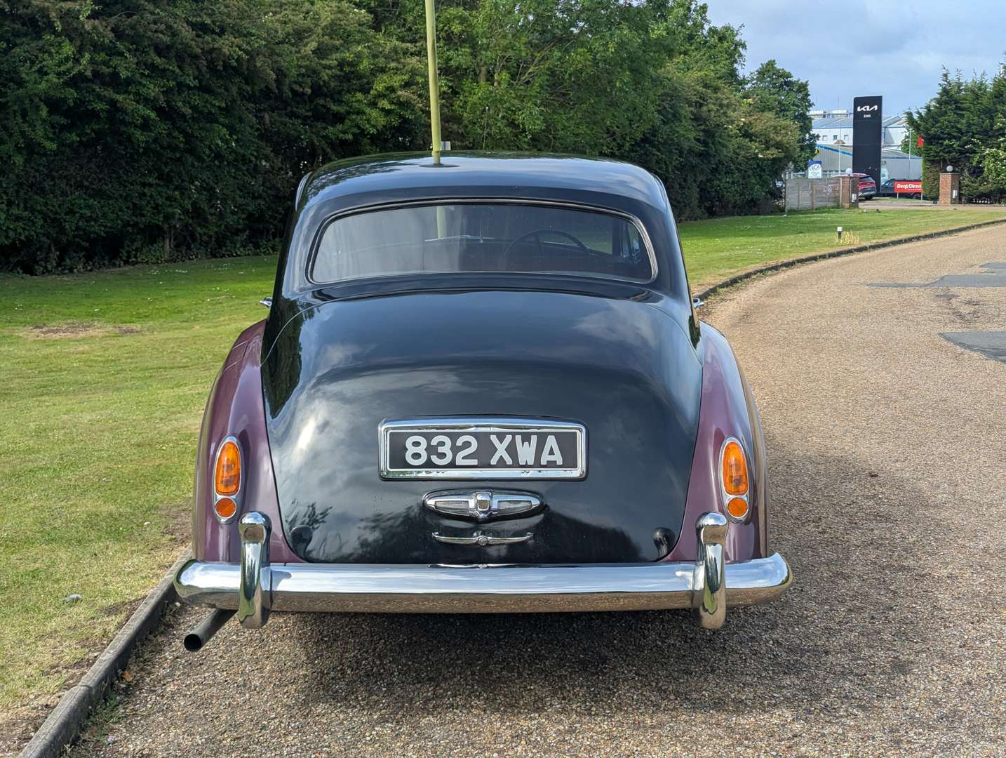 <p>1956 BENTLEY S1</p>