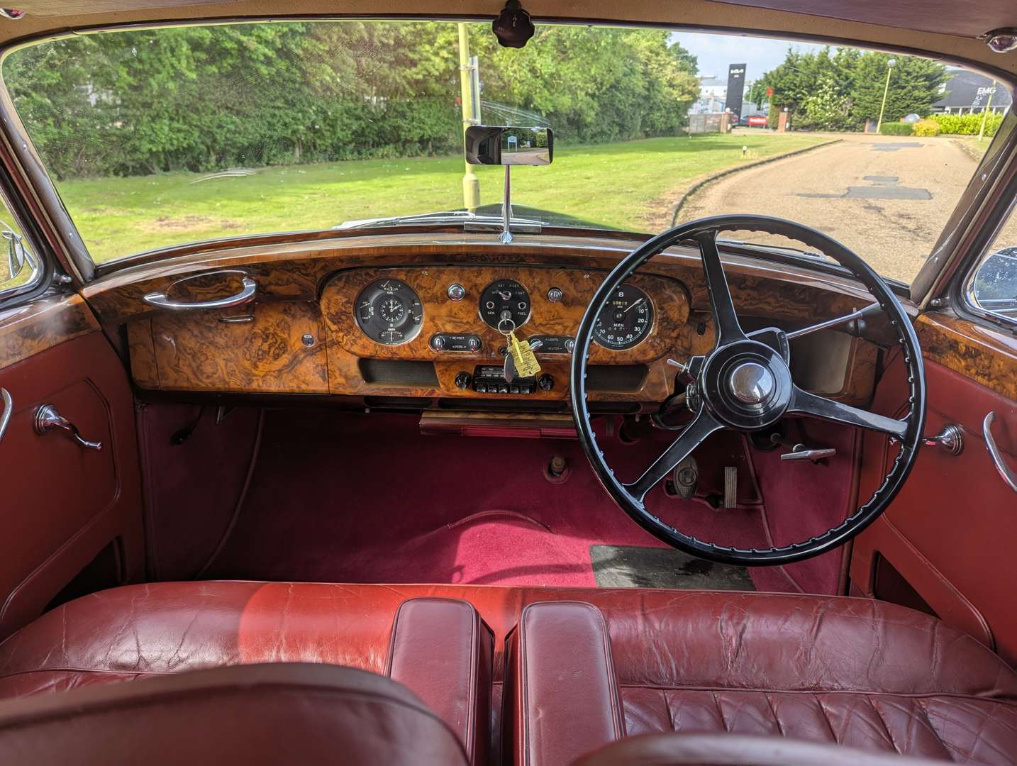 <p>1956 BENTLEY S1</p>