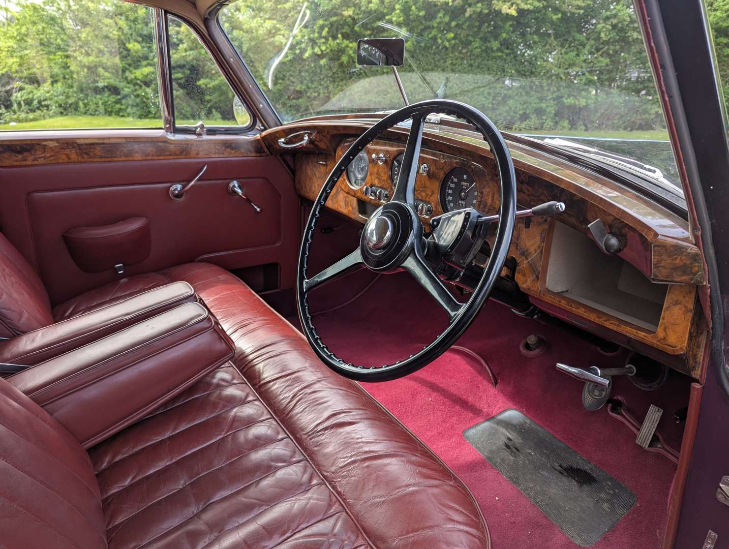 <p>1956 BENTLEY S1</p>