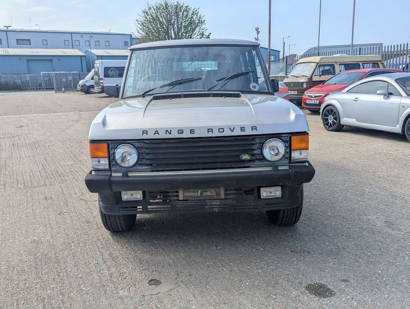 <p>1992 RANGE ROVER VOGUE EFI AUTO</p>