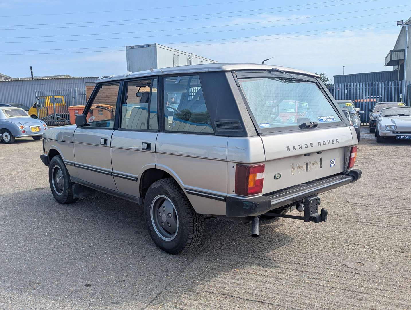 <p>1992 RANGE ROVER VOGUE EFI AUTO</p>