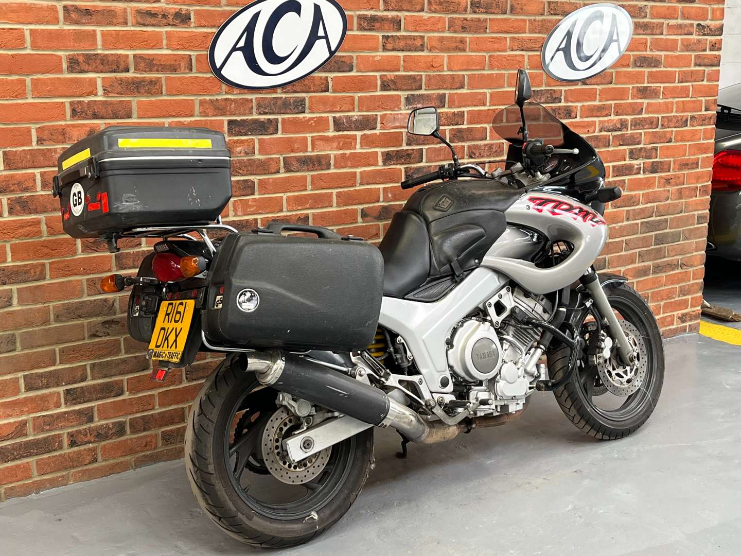 <p>1997 YAMAHA TDM 850</p>
