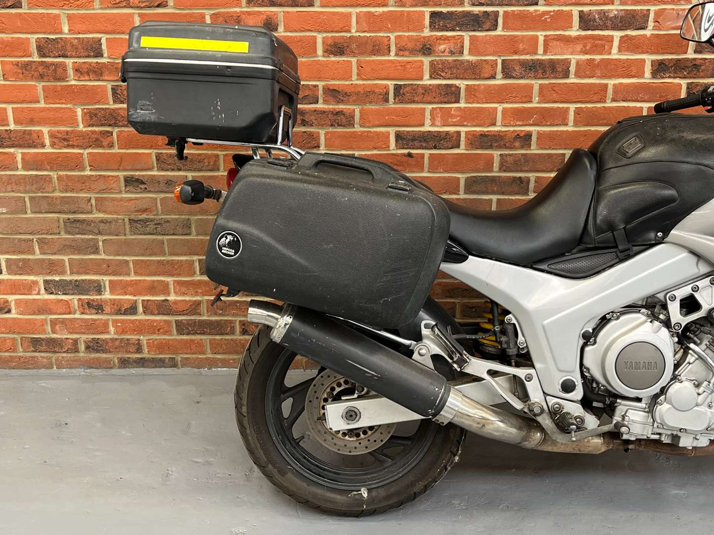 <p>1997 YAMAHA TDM 850</p>