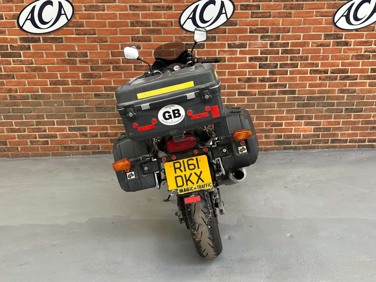 <p>1997 YAMAHA TDM 850</p>