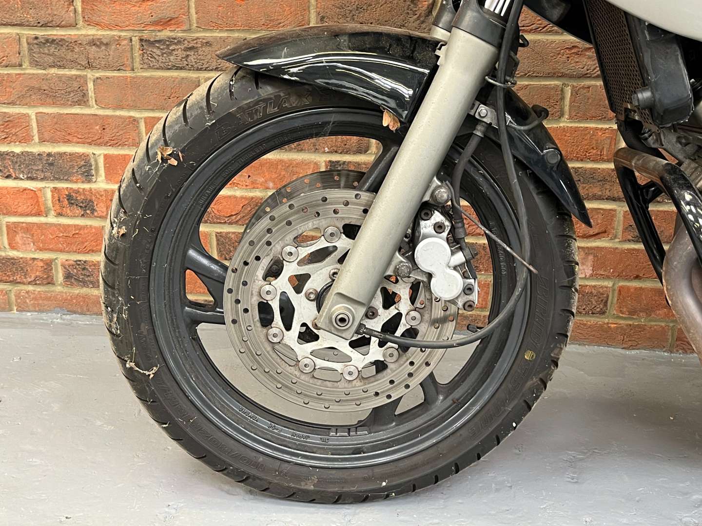 <p>1997 YAMAHA TDM 850</p>