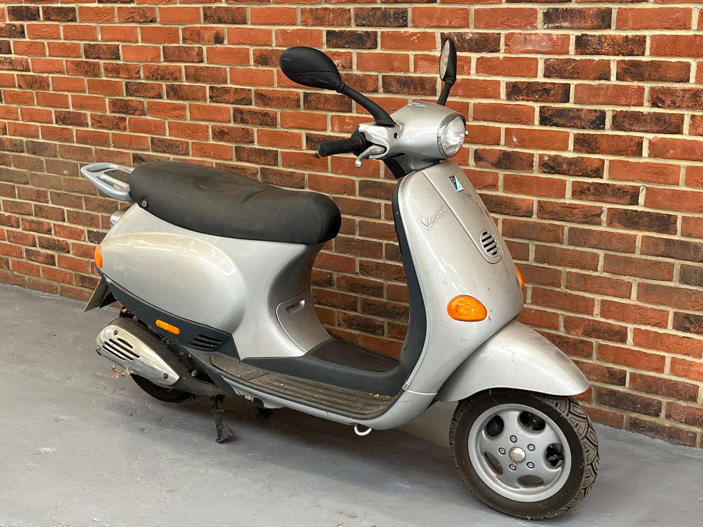 <p>2004 PIAGGIO VESPA ET4</p>